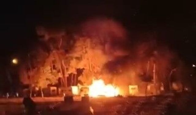 Karavan gece yarısı alev alev yandı