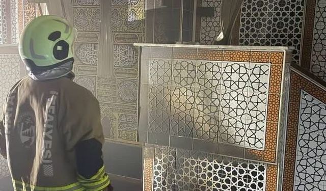 Kırıkhan'da camide yangın çıktı