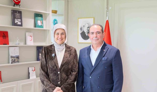 Kızılay Kayseri Şubesi'nde bayrak değişimi