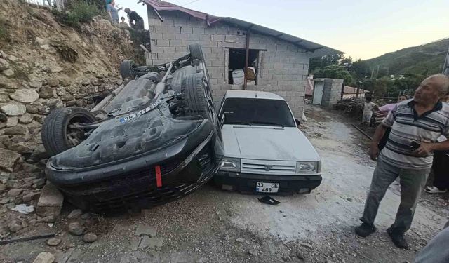 Mahalleliyi korkutan yokuşta 3 ayda 2 araç evin bahçesine uçtu