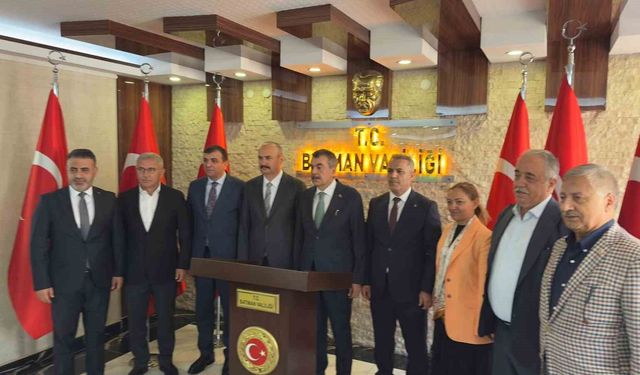 Milli Eğitim Bakanı Tekin'den Batman Valiliğine ziyaret
