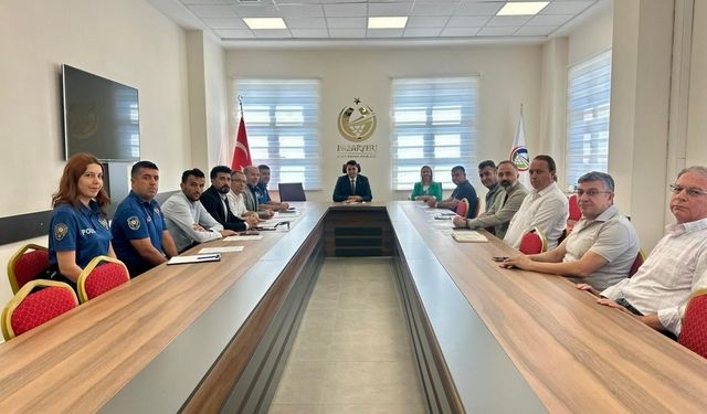 Pazaryeri'nde Okul Güvenliği Tedbirleri Toplantısı yapıldı