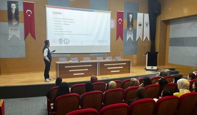 Sinop'ta gençlere uyuşturucuya karşı farkındalık eğitimi