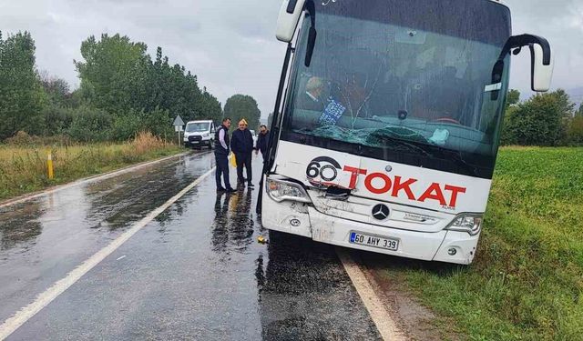 Tokat'ta otobüs kazası: 1'i ağır 2 yaralı