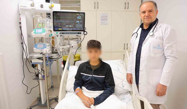 Tuz ruhunu su zanneden 14 yaşındaki çocuk ölümden döndü