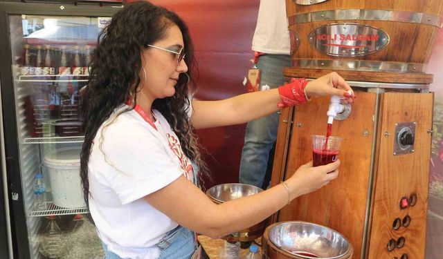 Adana'da 'Lezzet Festivali' başladı: 3 gün damaklar şenlenecek