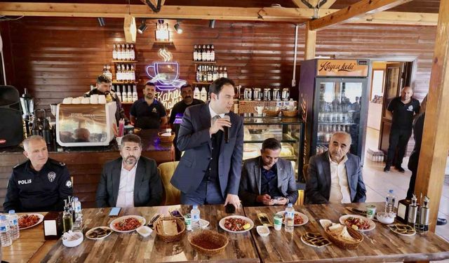 Akçadağ'da Muhtarlar Günü buluşması