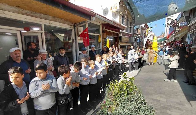 Asırlık dua geleneği sürüyor