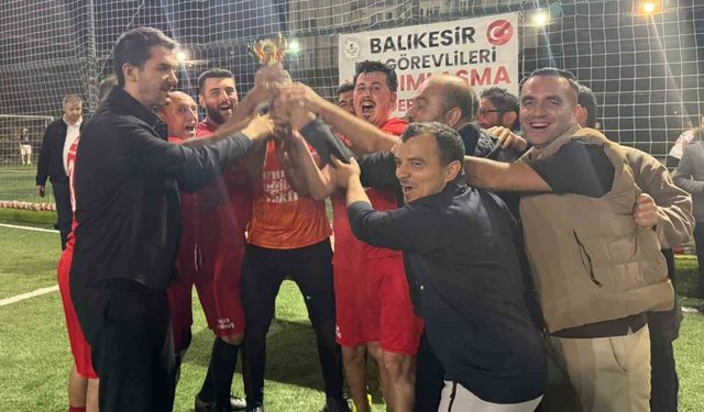 Balıkesir'de din görevlileri yeşil sahada buluştu