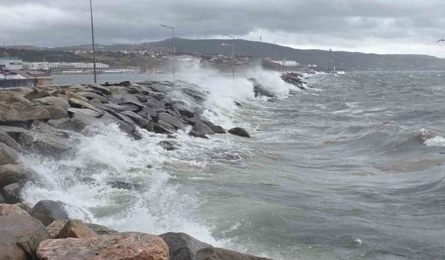 Bandırma'da yağış miktarı 47,8'e ulaştı Erdek ve Gönen'de de etkili oldu