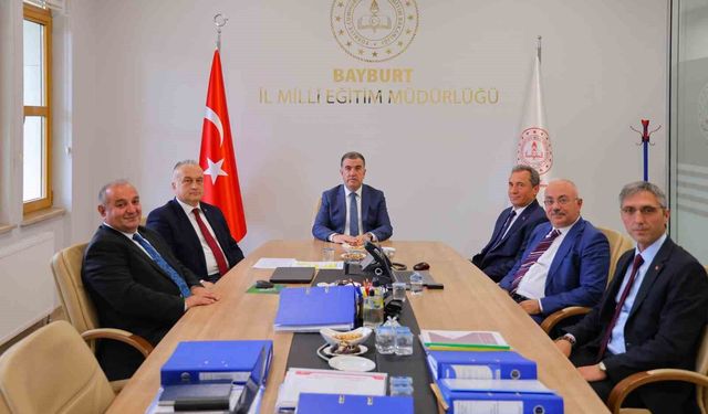 Bayburt'ta eğitim çalışmaları masaya yatırıldı