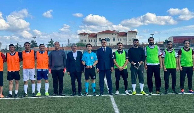 Bilecik'te kurumlar arası futbol turnuvası başladı