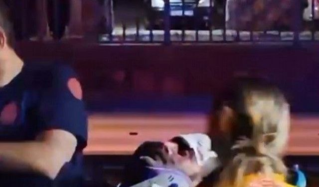 Çelik bariyerlere çarpan hafif ticari aracın sürücüsü yaralandı