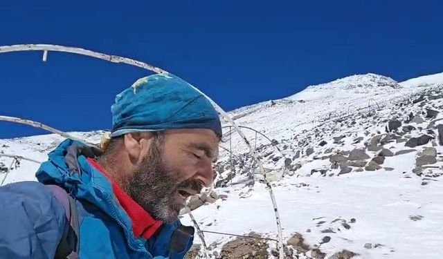 Diyarbakırlı dağcı Ağrı Dağı'nda fırtınaya yakalandı