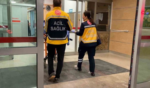Karaman'da parkta bıçaklı kavga: 1 yaralı