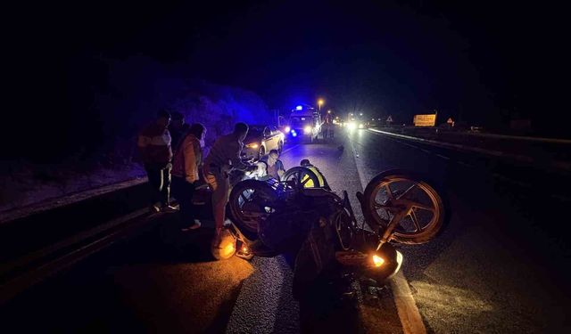Kastamonu'da motosiklet traktöre çarptı: 1 yaralı