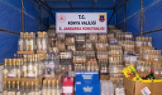Konya'da kaçak alkol ve sigara operasyonu