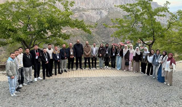 Kosovalı gençler Kemaliye'de ağırlandı