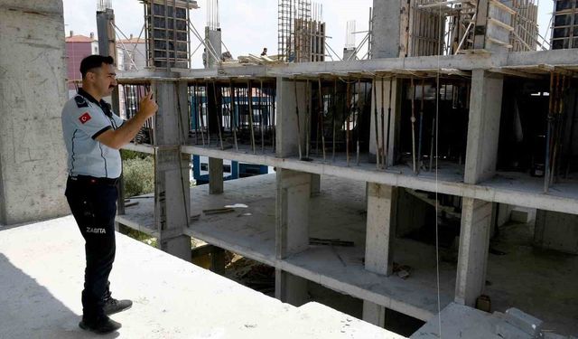 Kuşadası'nda inşaat yasağına uymayan firmalara 4 milyon lira ceza