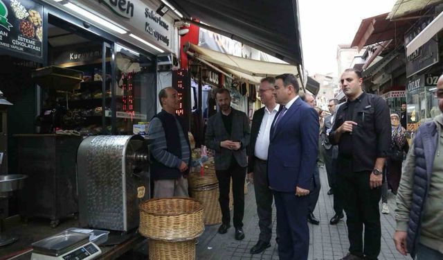 Kütahya'nın tarihi çarşısında dönüşüm başladı, 96 iş yeri yenilenecek