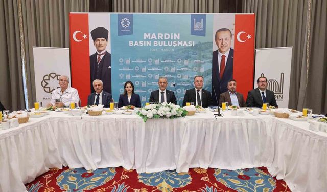 Mardin Valisi ve Büyükşehir Belediye Başkan Vekili Akkoyun, 'Terörsüz Türkiye sürecinin bu topraklarda barışın ve kardeşliğin kalıcı hale gelmesi açısından tarihi bir fırsat olduğuna yürekten inanıyoruz'