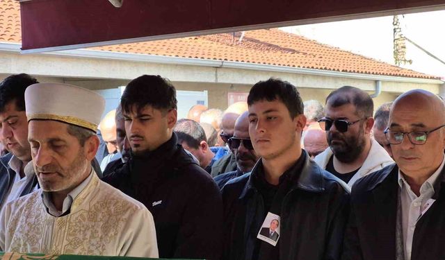 Muhtarlar Günü'nde hayatını kaybeden muhtar son yolculuğuna uğurlandı