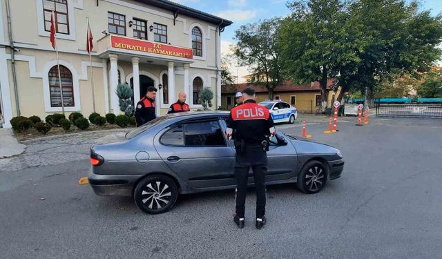 Muratlı'da polisten sıkı denetim