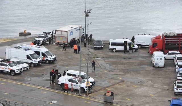Sinop'ta denizde bulunan polisin cansız bedeni kıyıya getirildi