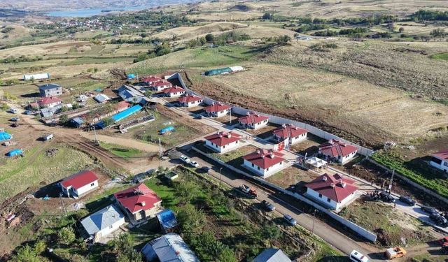 Tunceli'de 11 kırsal konutun anahtarı teslim edildi