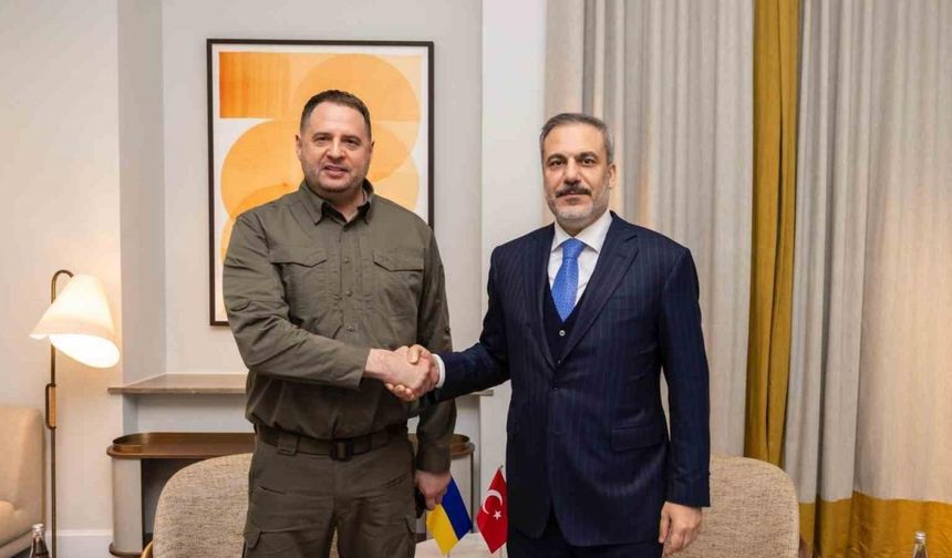 Dışişleri Bakanı Fidan, Ukrayna Devlet Başkanlığı Ofisi Başkanı Yermak ile görüştü