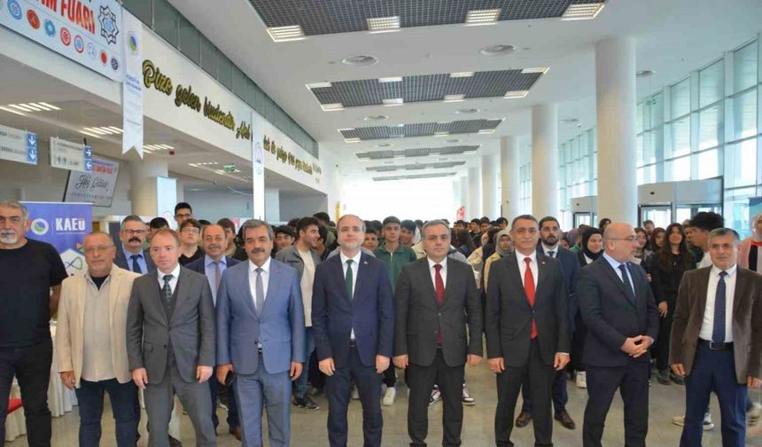 AÜB üyesi 15 üniversite Kırşehir’de tanıtıldı