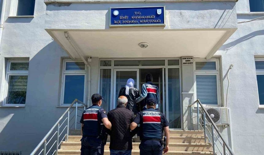 Silahlı terör örgütüne üye oldukları ileri sürülen 2 kişi İstanbul’da yakalandı