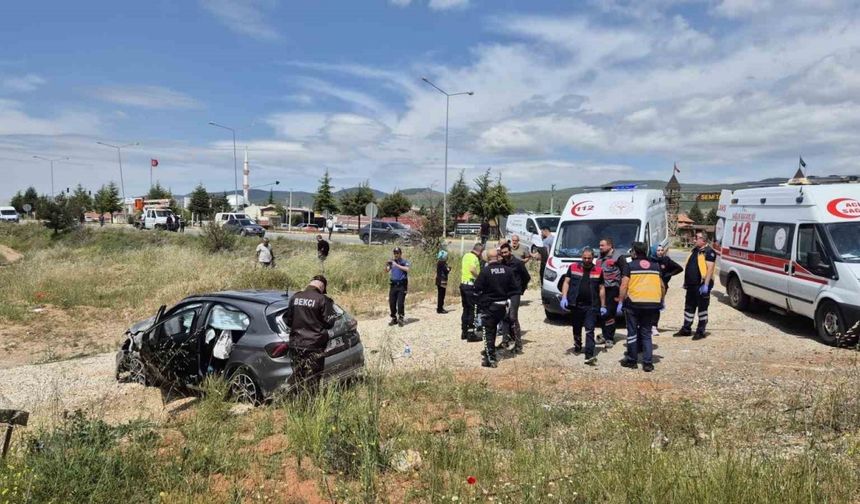 Yunanistanlıların bulunduğu otomobil takla attı: 1 ölü, 2 yaralı