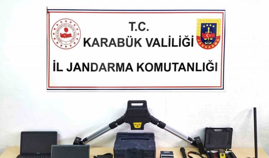 2 milyon liralık cihazlarla define ararken yakalandılar