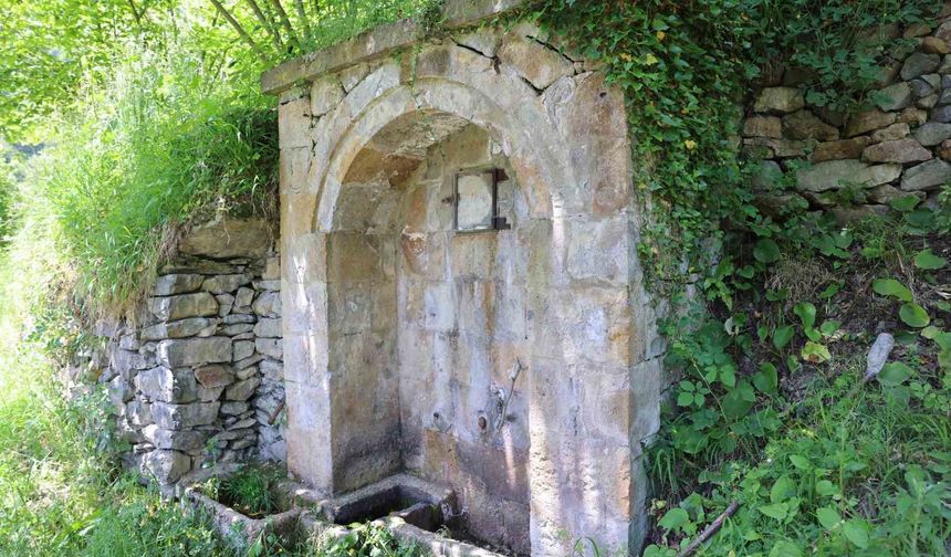 500 metrelik tarihi su hattı gün yüzüne çıktı
