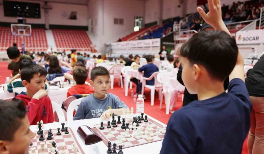 Aliağa’da Kyme Satranç Turnuvası düzenlendi