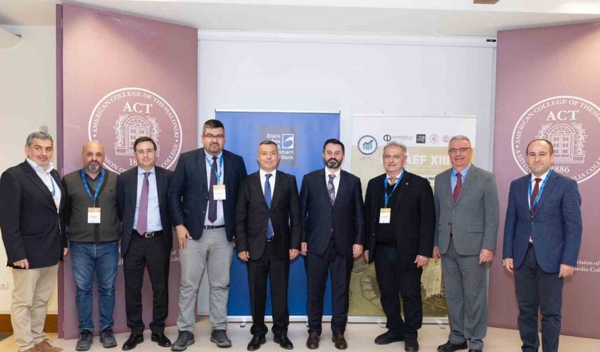 Anadolu Üniversitesi ortaklığı ile düzenlenen ICOAEF XIII Selanik’te gerçekleştirildi