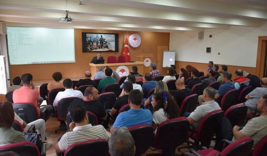 Aydın’da veterinerlere ’numune alma’ eğitimi verildi