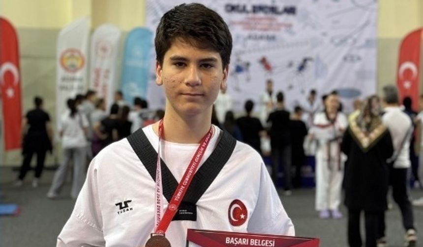 Aydınlı sporcudan Türkiye derecesi