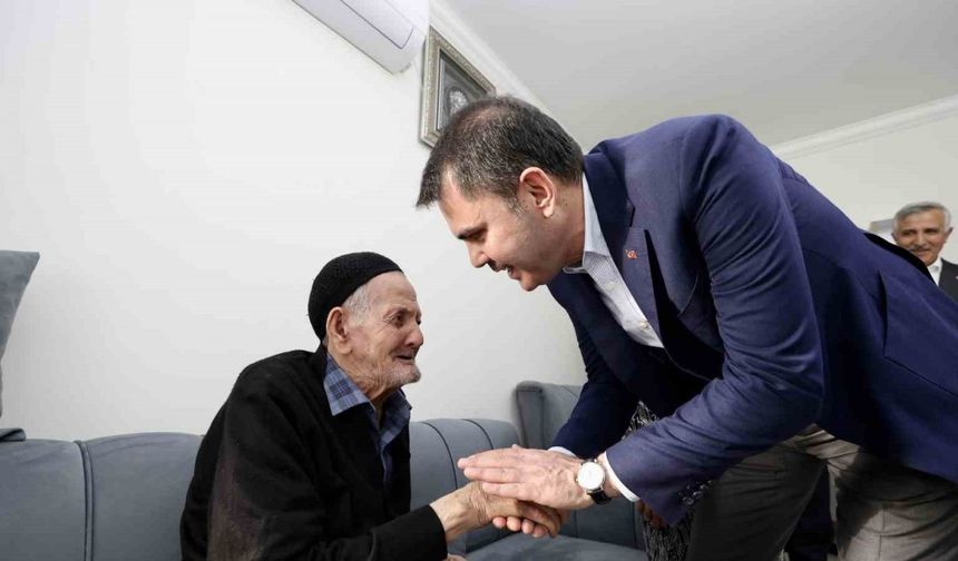 Bakan Kurum: "Her ev huzura kavuşana kadar yanınızda olacağız"