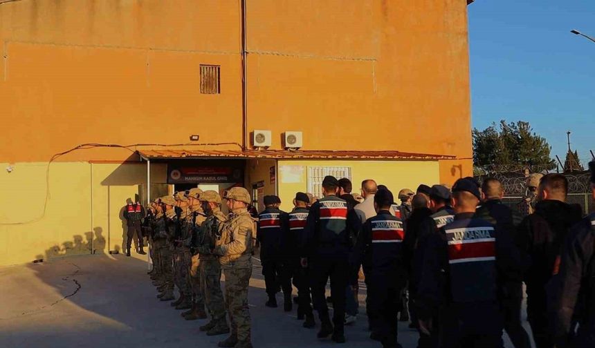 Çanakkale merkezli 3 ilde tefeci operasyonuna 7 tutuklama