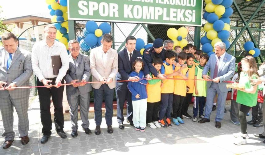 Çorlu Emlak Konut Ergene Vadisi İlkokulu’na Spor Kompleksi açıldı