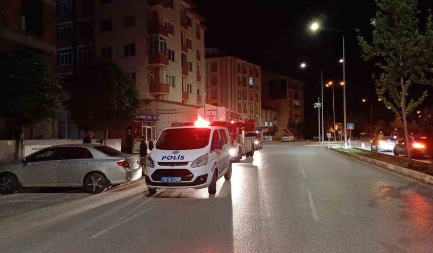 Çorum’da genç kızın intihar girişimini polis engelledi