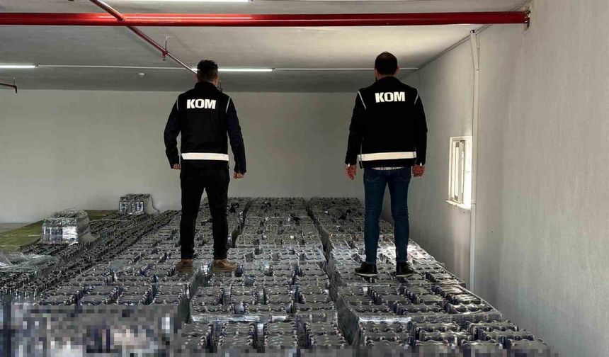 Cumhuriyet tarihinin en büyük alkol kaçakçılığı operasyonunun görüntüleri ortaya çıktı