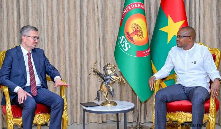 Dışişleri Bakan Yardımcısı Duran, Burkina Faso Dışişleri Bakanı Traore ile görüştü