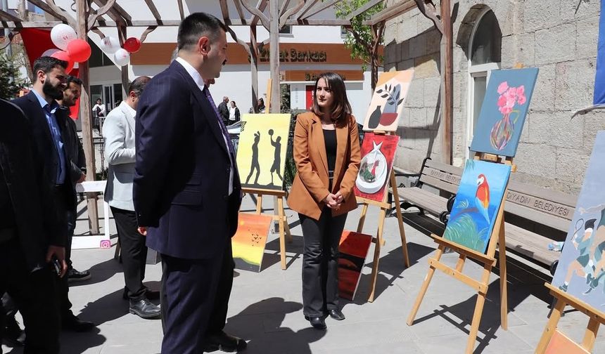 Diyadin’de gençlik haftası sergisi