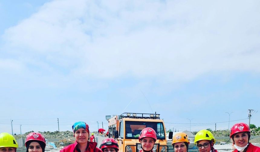 Dorlion Arama Kurtarma Ekibi, Anneler Günü’nde fedakâr üyelerini unutmadı