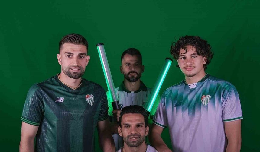 Enes Çelik: "Önce formalar, sonra transferler"