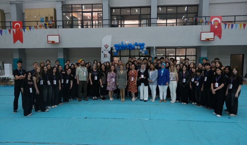 "Engelsiz Eğitim Bağı" projesiyle veliler, öğrencileri hakkında bilgileri hızlı ve güvenli bir şekilde öğrenebilecek