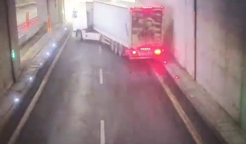 Erkenek Tüneli’ndeki kaza anı kamerada